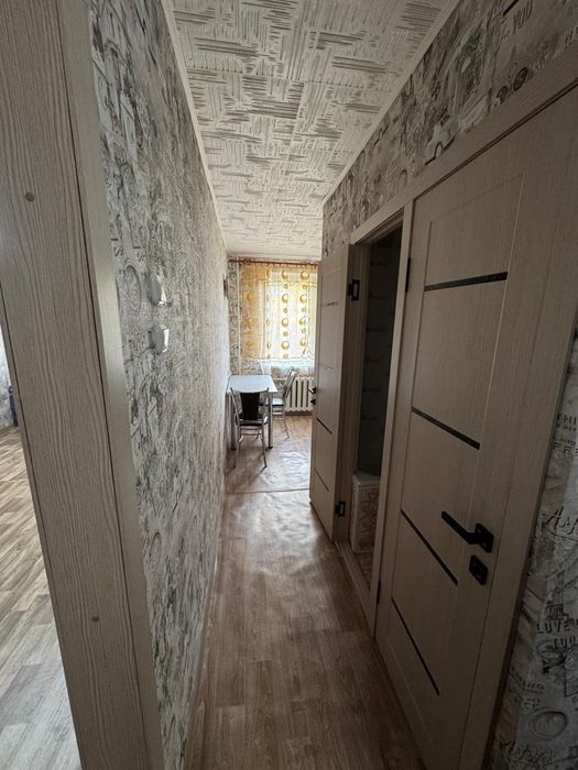 Продам 2х ком. Центр универмаг