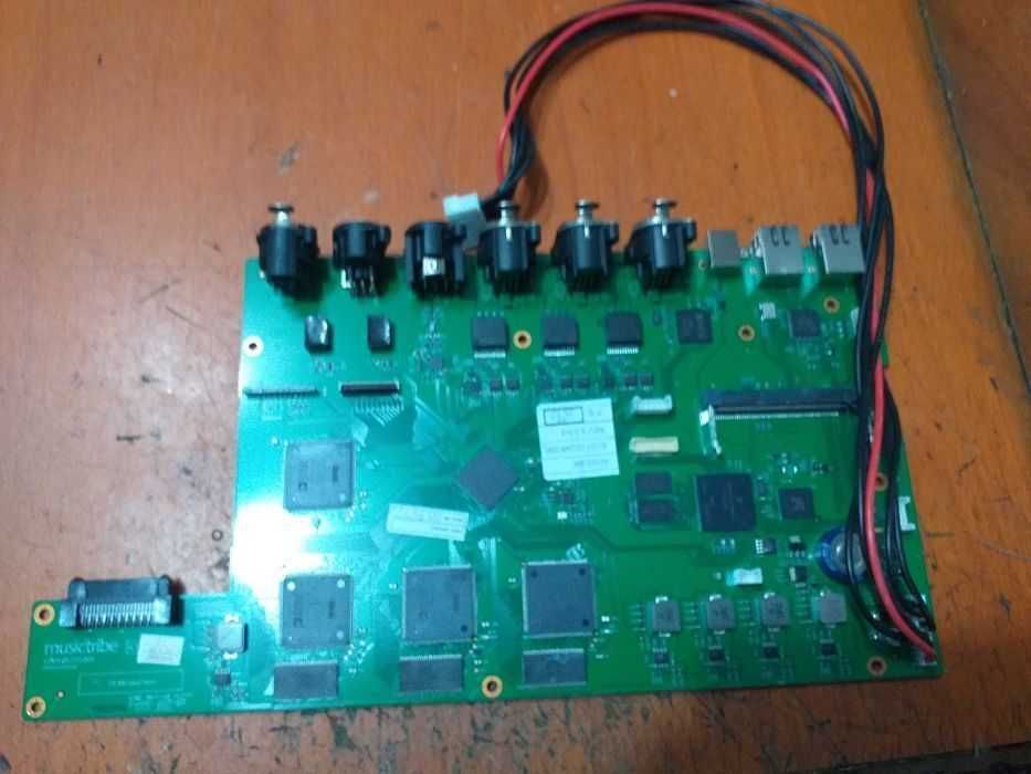 Placi audio provenite din aparatura moderna