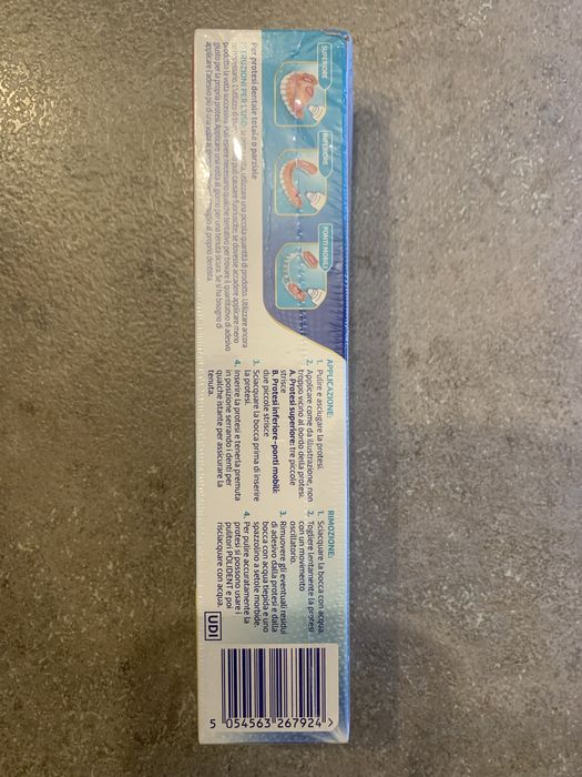 Pasta pentru lipit placa dentara Polident