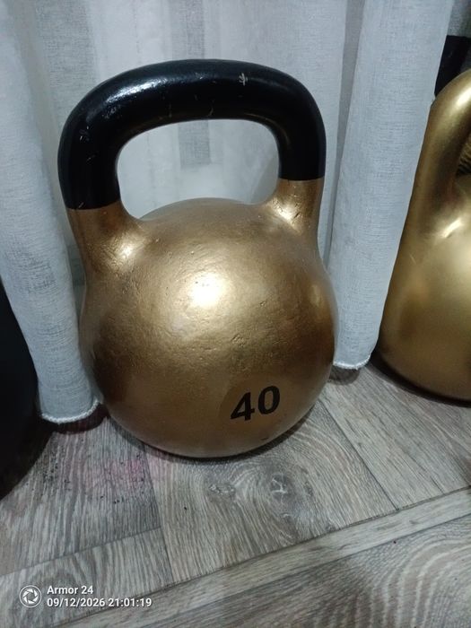 Продам гири 40 кг и 45кг