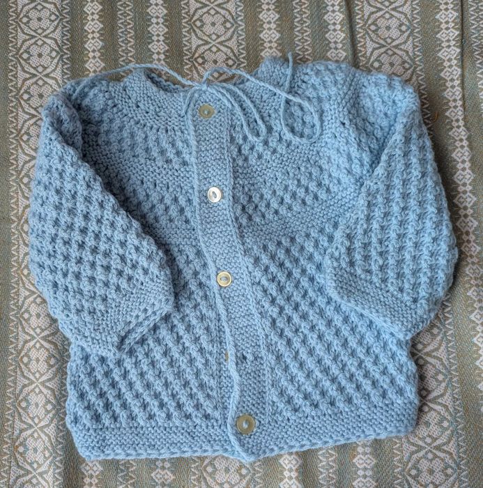 Детски дрешки ръчно изработени