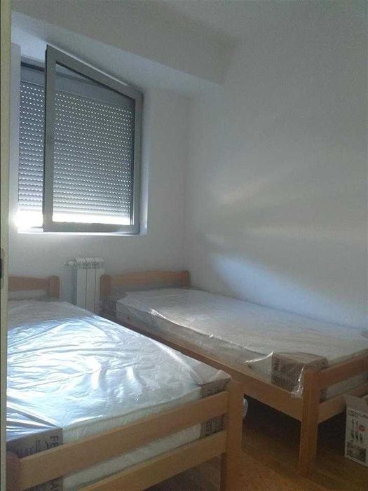 Тристаен имот в кв.Надежда 2