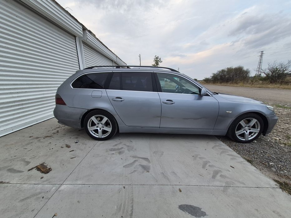 BMW E61 2004г. 525D
