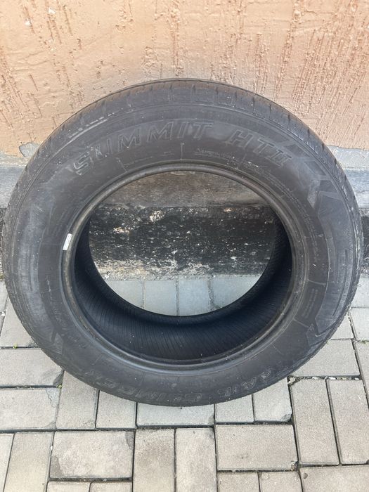 Продам шины 225/65 R17