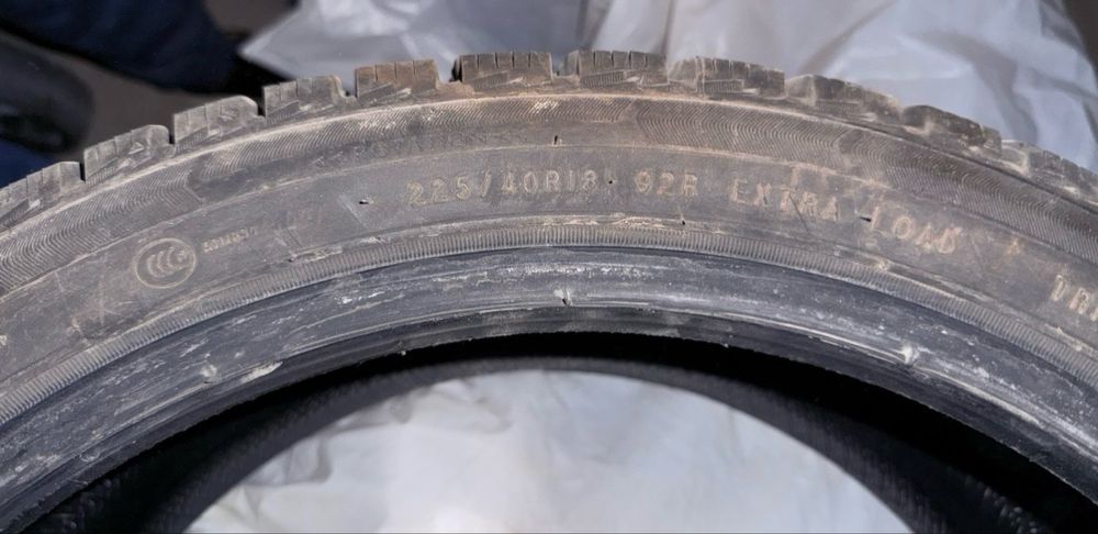 225/40 R18 92R Triangle Extra Load