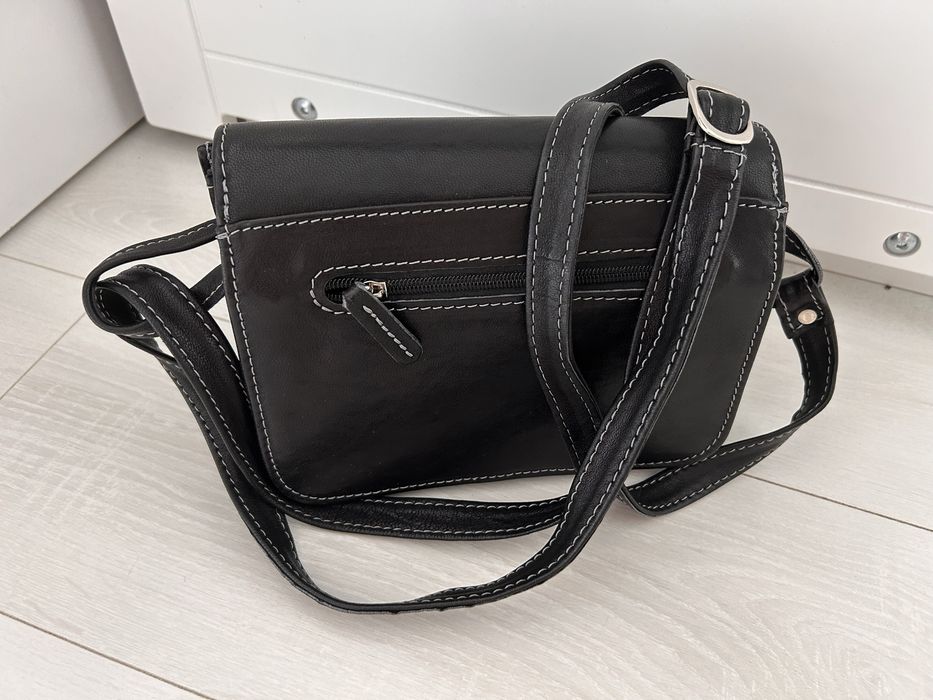 Дамска чанта ЛЕНА ВЕЛУР НОВА