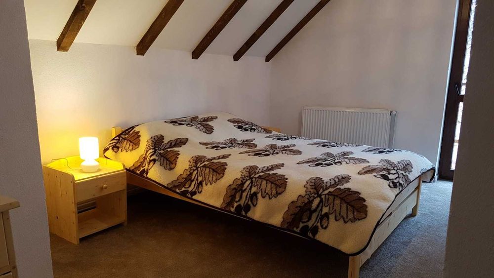 Vila cu 6 dormitoare, Porumbacu de Sus, Zona Turistica