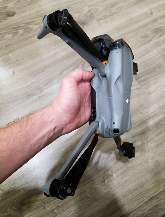 DJI Air 3s квадрокоптер