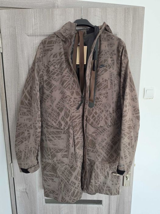 The Nike Storm Fit ADV jacket M large