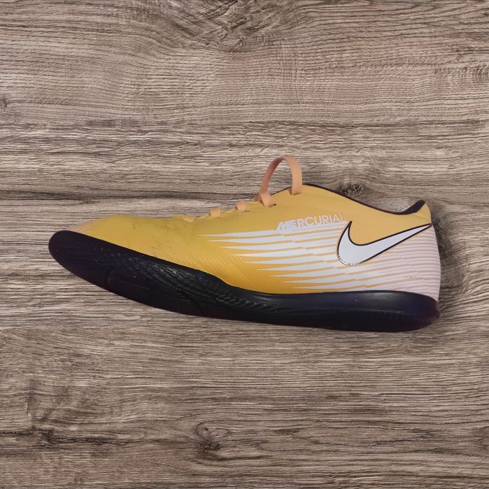 Nike Mercurial pantofi de fotbal