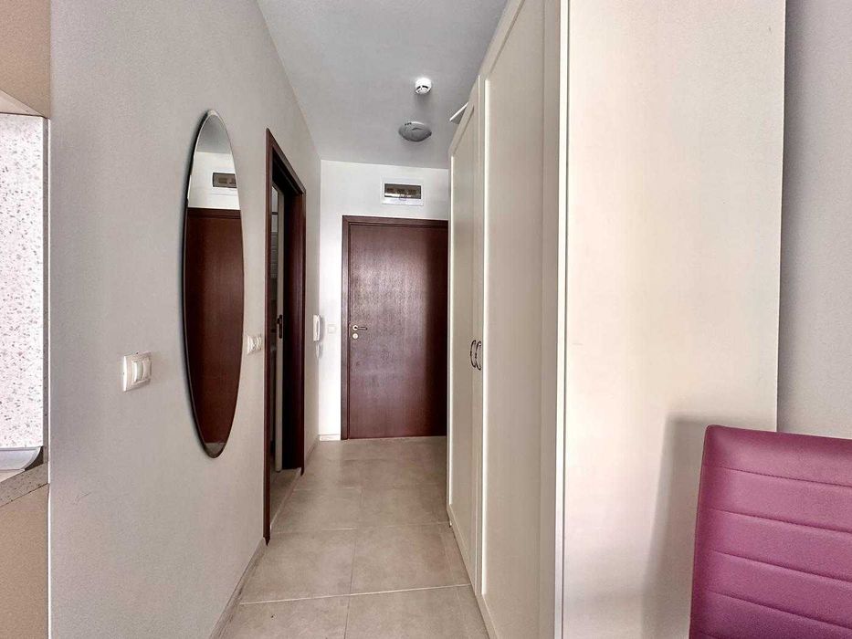 Продава се Едностаен апартамент в Несебър - 39 кв.м за 1434 €/кв.м - Снимка #2