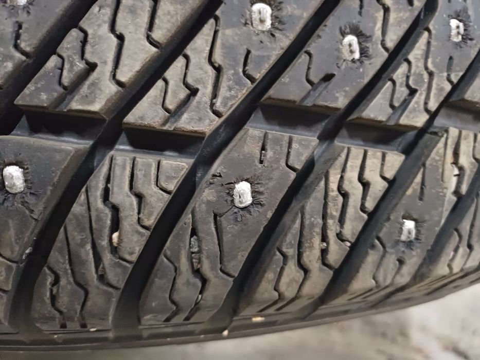 Продам резину с шипами