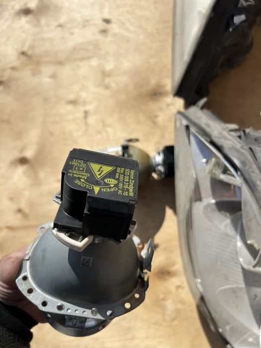 Фары на Mercedes ML w164