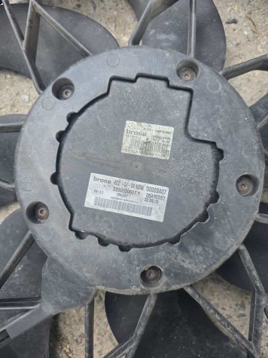 Перка за охлаждане на Mercedes W204 3.2 CDI