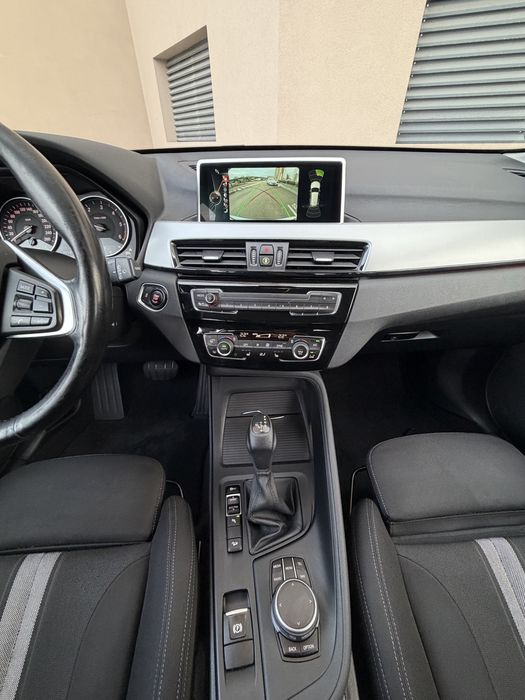 Bmw X1 Xdrive/Head-up/Keyless/Distronic/190hp/Garantie/ Rate
