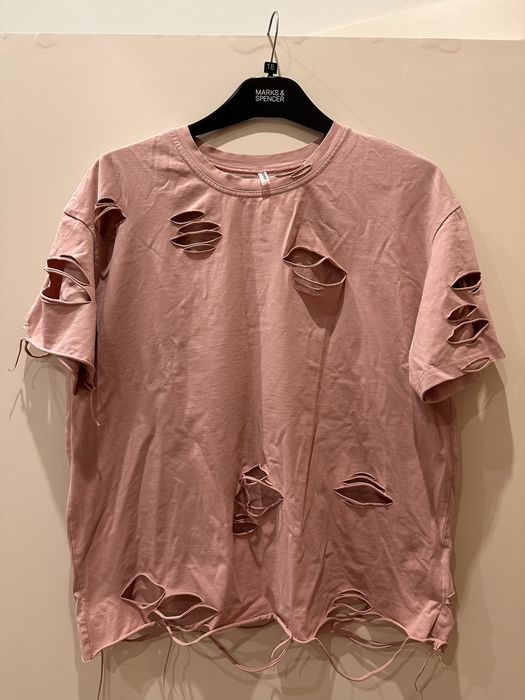 Продам футболку с разрезами