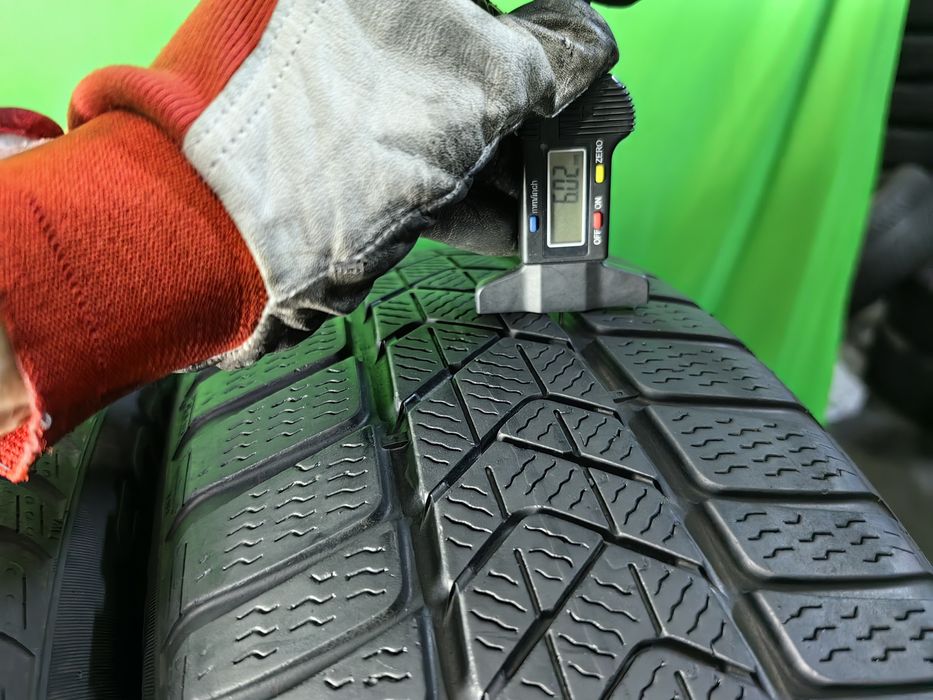 225/60R18  Pirelli sottozero 3 stare foarte buna