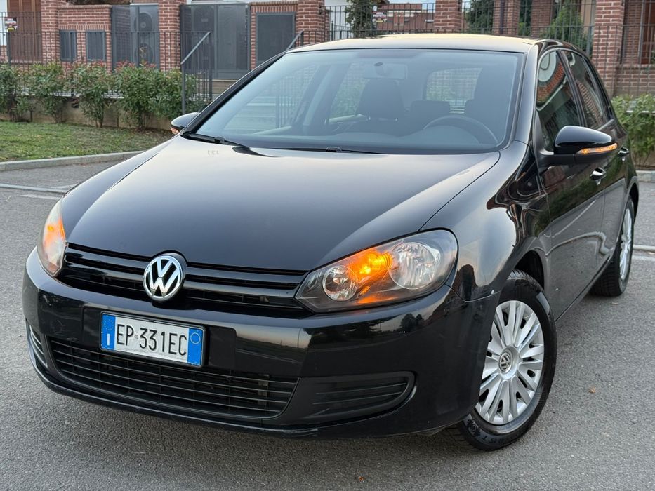 Volkswagen Golf 6 1.6tdi 105cp 5 trepte Klimatronic  !! 148 xxx km !!