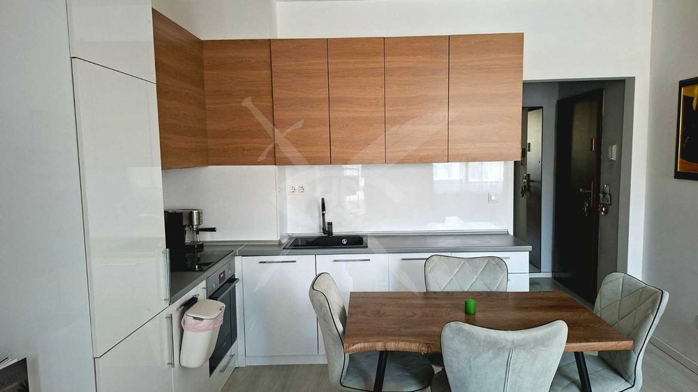 Продава се Двустаен апартамент в София, Витоша - 72 кв.м за 2515 €/кв.м - Снимка #4