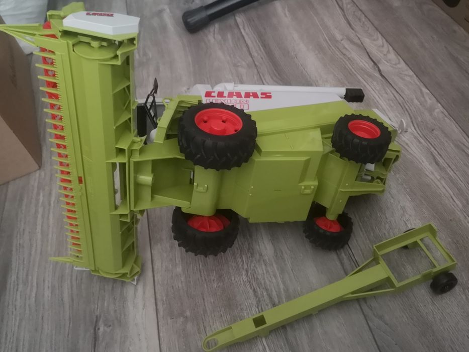 Bruder Комбайн CLAAS LEXION 480