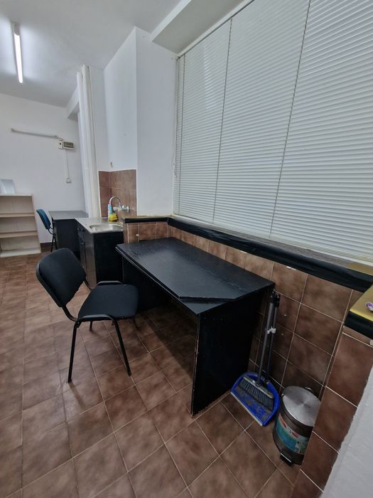 Дава се под наем Офис в София, Банишора - 10 кв.м за 61.2 € - Снимка #9