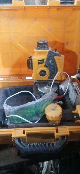 Продам лазерный уровен