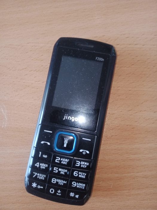 Сотовый телефон Jingo б/у