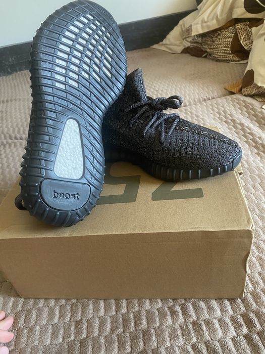 Yezzy black reflective