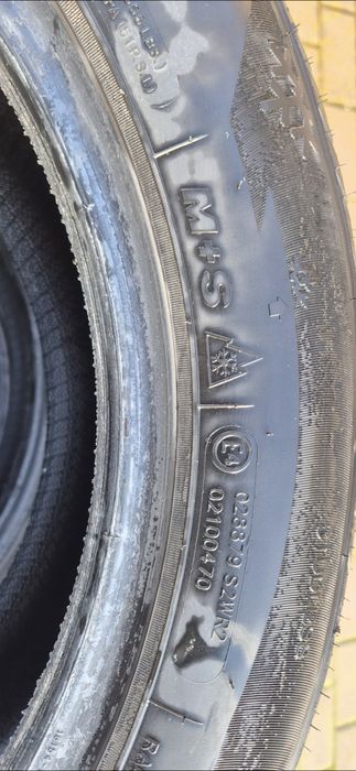 Vând anvelope iarna  205/55 R16