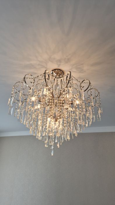 Продам люстру, люстра