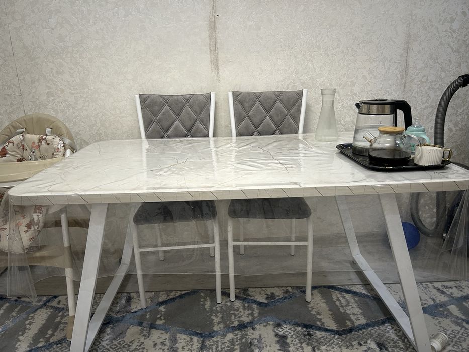 Кухонный стол мрамор. Новый