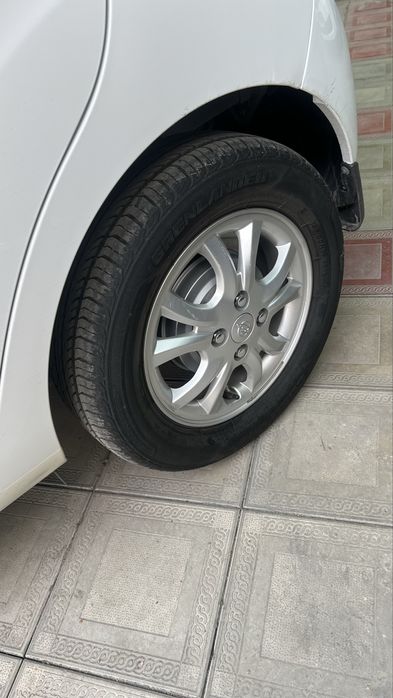 спарк 3-позиция евро автомат сотилади