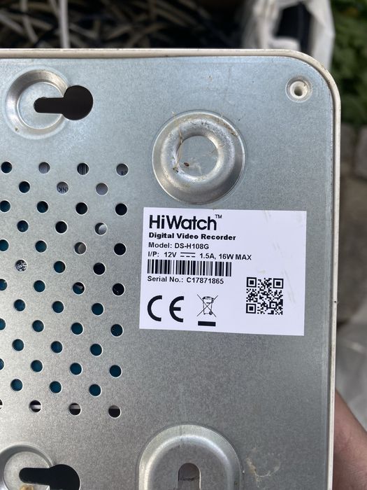 3 DVR, 10 аналогови камери, кабели, монитори