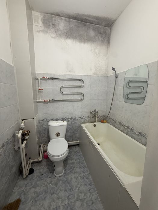 Срочна ижарага берилади шошиламиз 1- хона 1- етаж Янги бозор