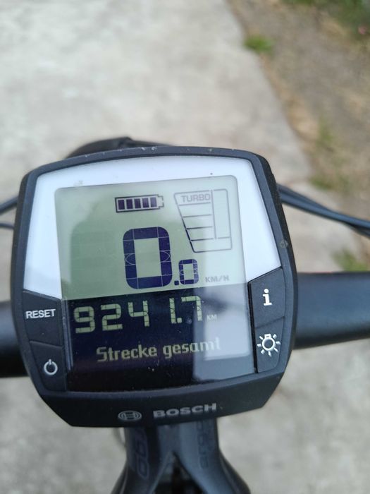Bicicletă electrica Bosch.
