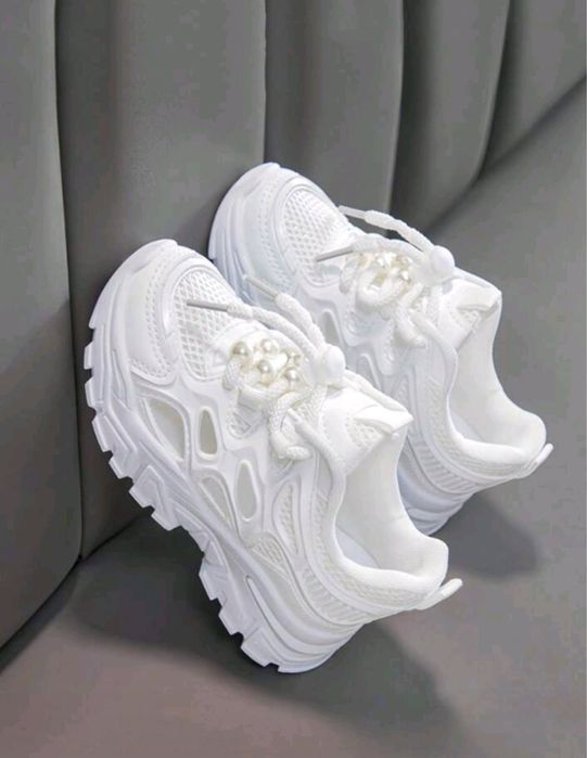 Удобни летни маратонки