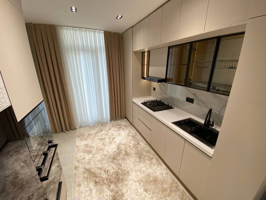 Квартира  Ж/К Yakkasaray City Mall 3/2/10 75 кв.м