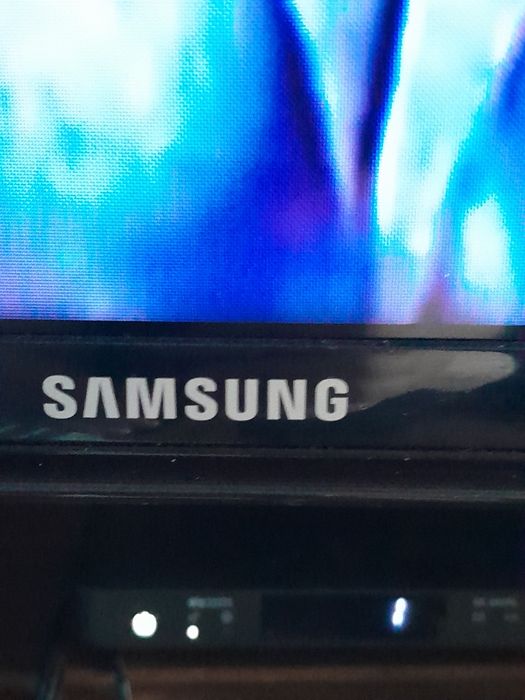 Телевизор Samsung , UE40Eh5037, 102 диагональ