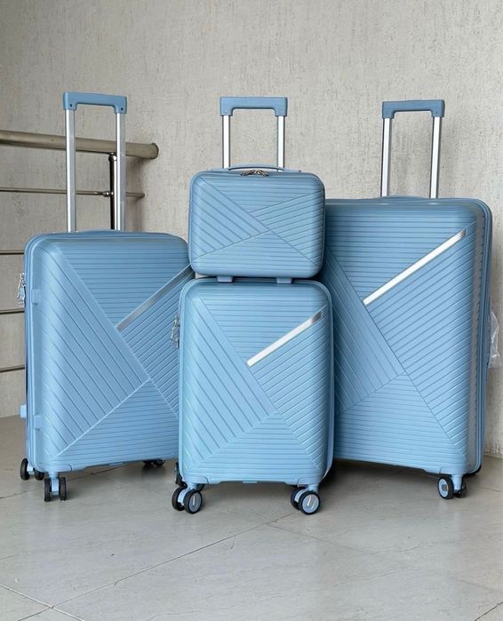 Чемоданы с бесплатной доставкой