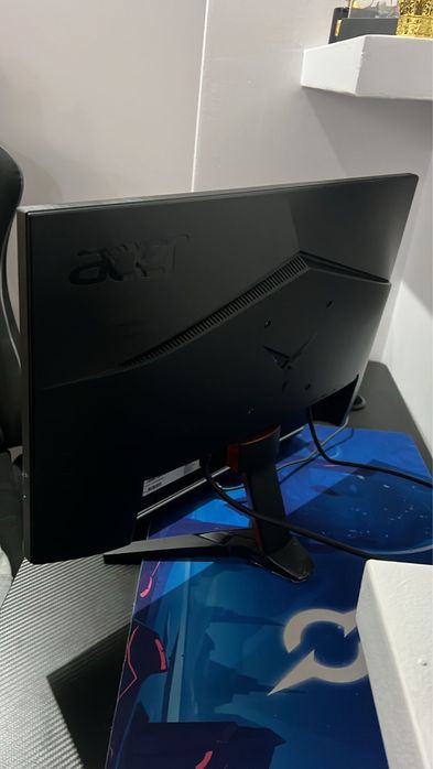 Vând monitor gaming Acer 180HZ