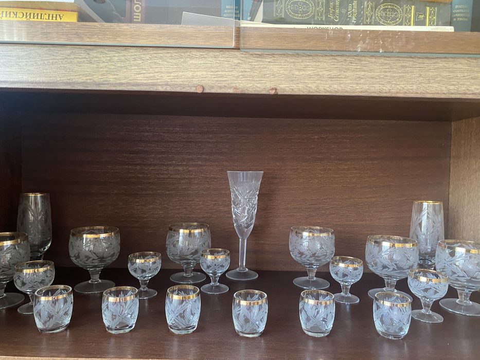 Продам набор рюмок