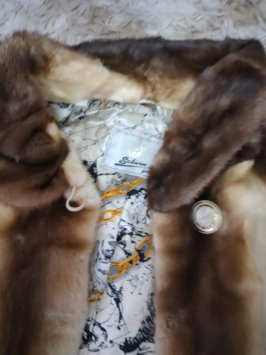 Продам норковое манто ,размер 44 -   46