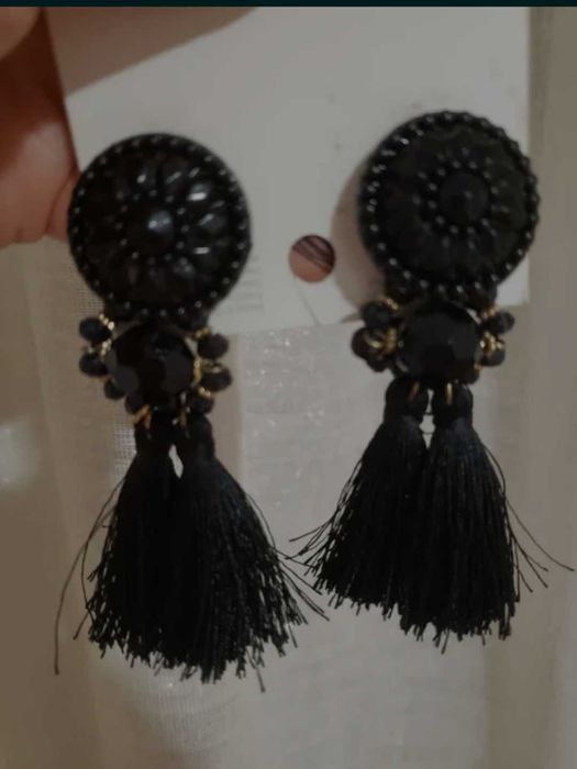 Cercei mari eleganti