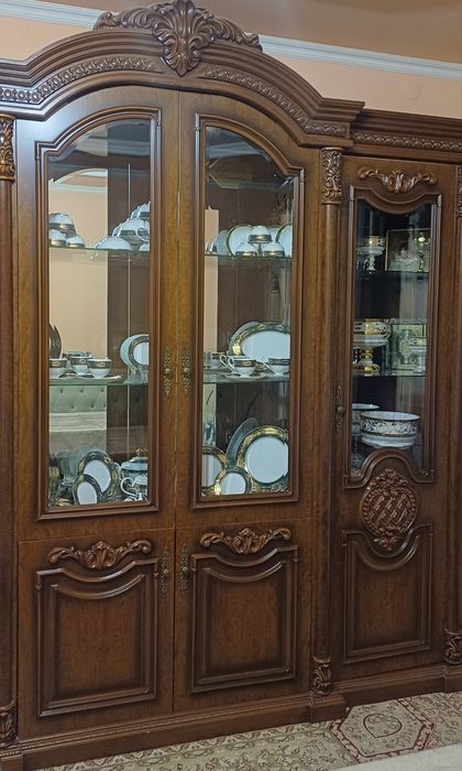 Стенка коричневая