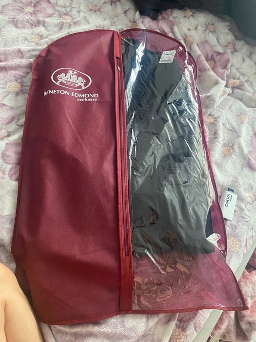 Мужской костюм черный