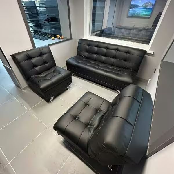 Отдам даром диван