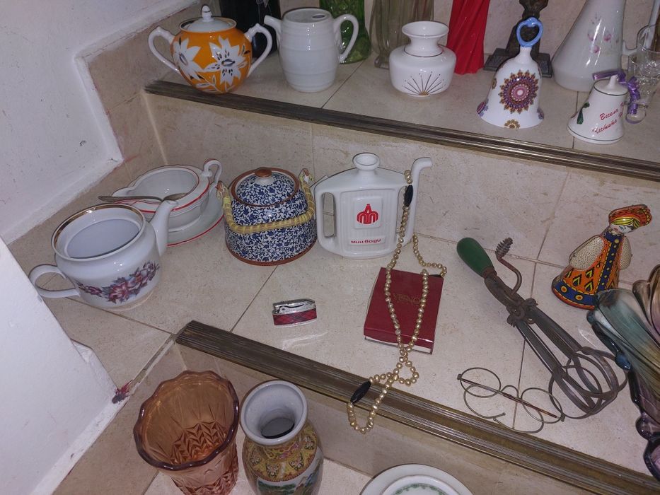 ЛОТ интериорни предмети за колекция декорация