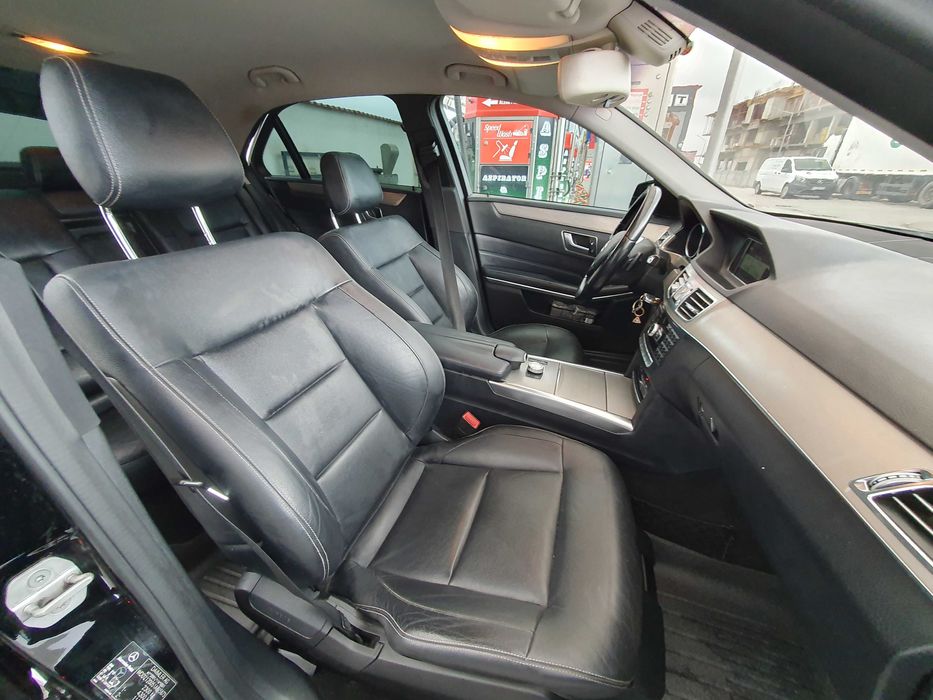 Mercedes-Benz E-Klasse Limuzina 2.2 CDi 140 Cp 2013 Automata