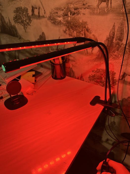 Продам фитолампу 24В