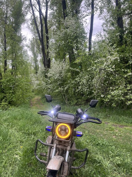Мотоцикл 150 куб